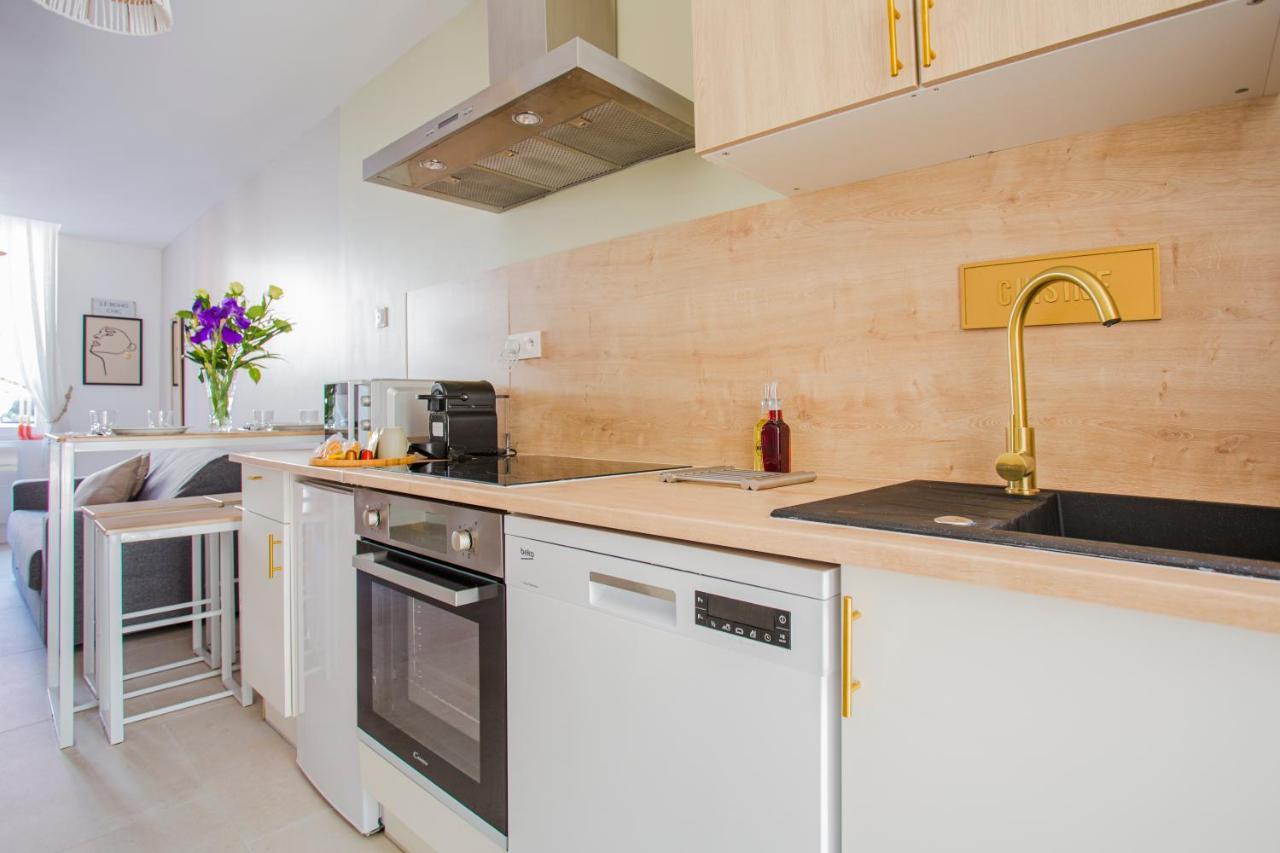 Ideal Pro & Couple - 2 Logements Theme Boho Chic Rdc & Dandy 1Er Etage - Quartier Calme - Jardin - Wifi Hd - Smart Tv - Parking Gratuit - Proche Centre & Transports - Ask Home Valenciennes Eksteriør billede