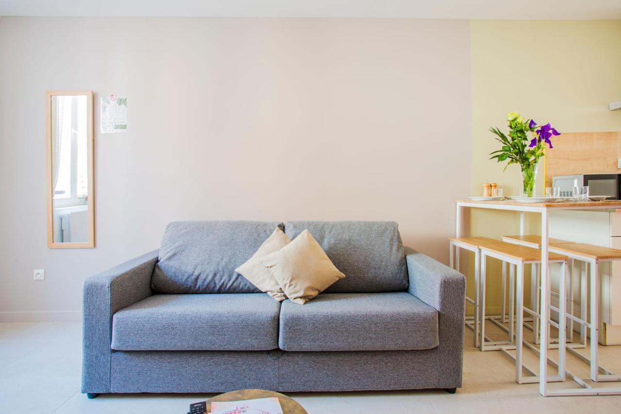 Ideal Pro & Couple - 2 Logements Theme Boho Chic Rdc & Dandy 1Er Etage - Quartier Calme - Jardin - Wifi Hd - Smart Tv - Parking Gratuit - Proche Centre & Transports - Ask Home Valenciennes Eksteriør billede